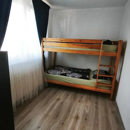 Apartman, Hi Tatry! Strba